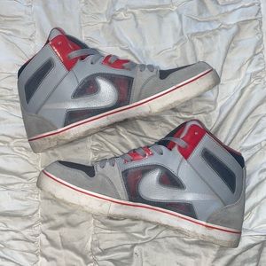 Nike men’s sneakers